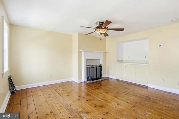 $2,800 | 947 Oella Avenue, Ellicott City, MD 21043