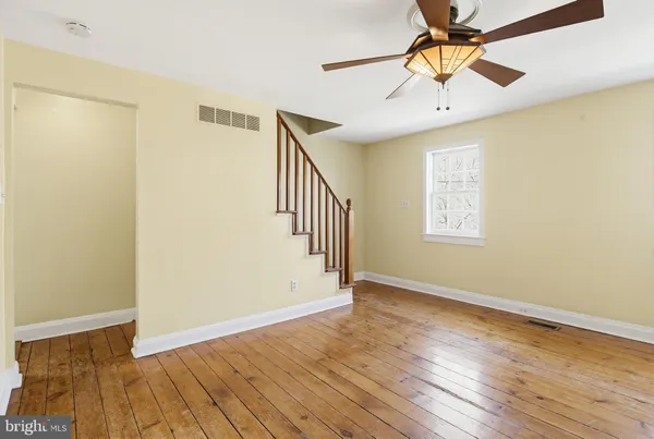 $2,800 | 947 Oella Avenue, Ellicott City, MD 21043