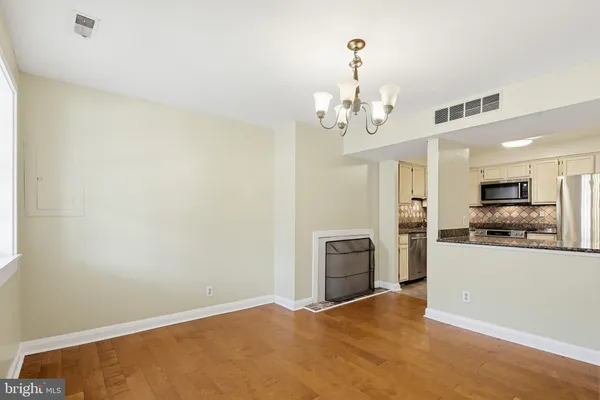 $2,800 | 947 Oella Avenue, Ellicott City, MD 21043