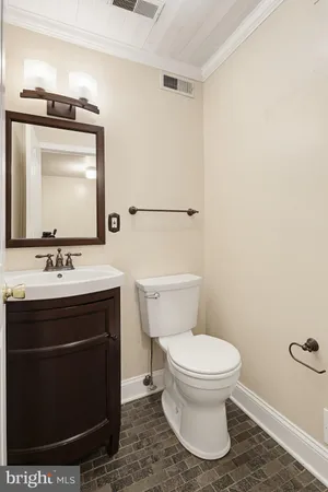 $2,800 | 947 Oella Avenue, Ellicott City, MD 21043