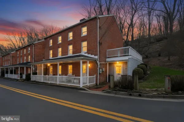 $2,800 | 947 Oella Avenue, Ellicott City, MD 21043