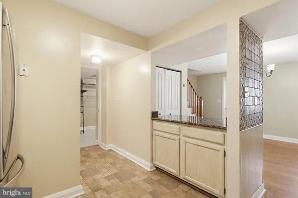 $2,800 | 947 Oella Avenue, Ellicott City, MD 21043