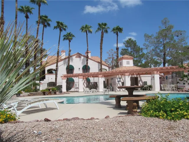 $1,290 | 7570 West Flamingo Road, Unit 251, Las Vegas, NV 89147