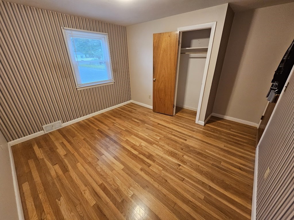 159 Middle Street Springfield, MA 01104 - Photo 9 of 15 Gallery Image 9