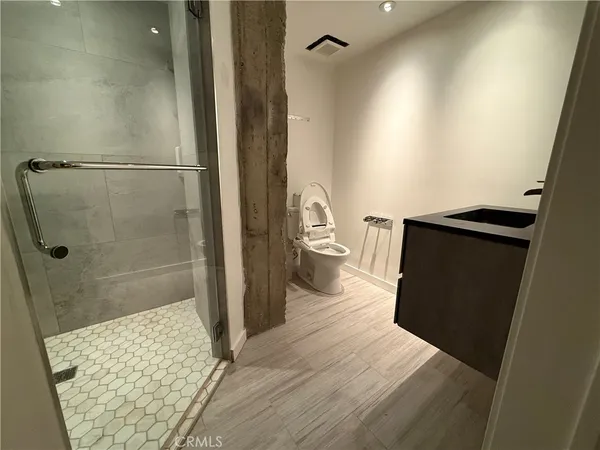 $6,300 | 530 South Hewitt Street, Unit 146, Los Angeles, CA 90013