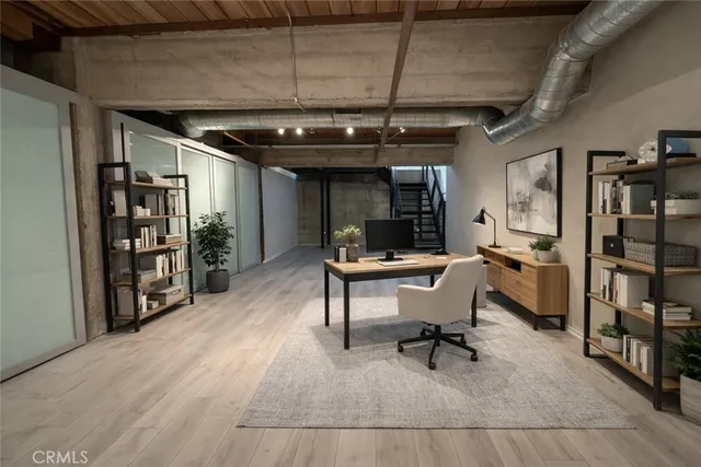 a view of a work space with furniture
