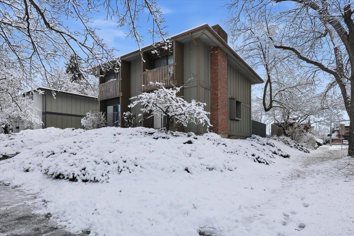 606 East 36th Avenue Spokane, WA 99203 - Photo 2 of 23