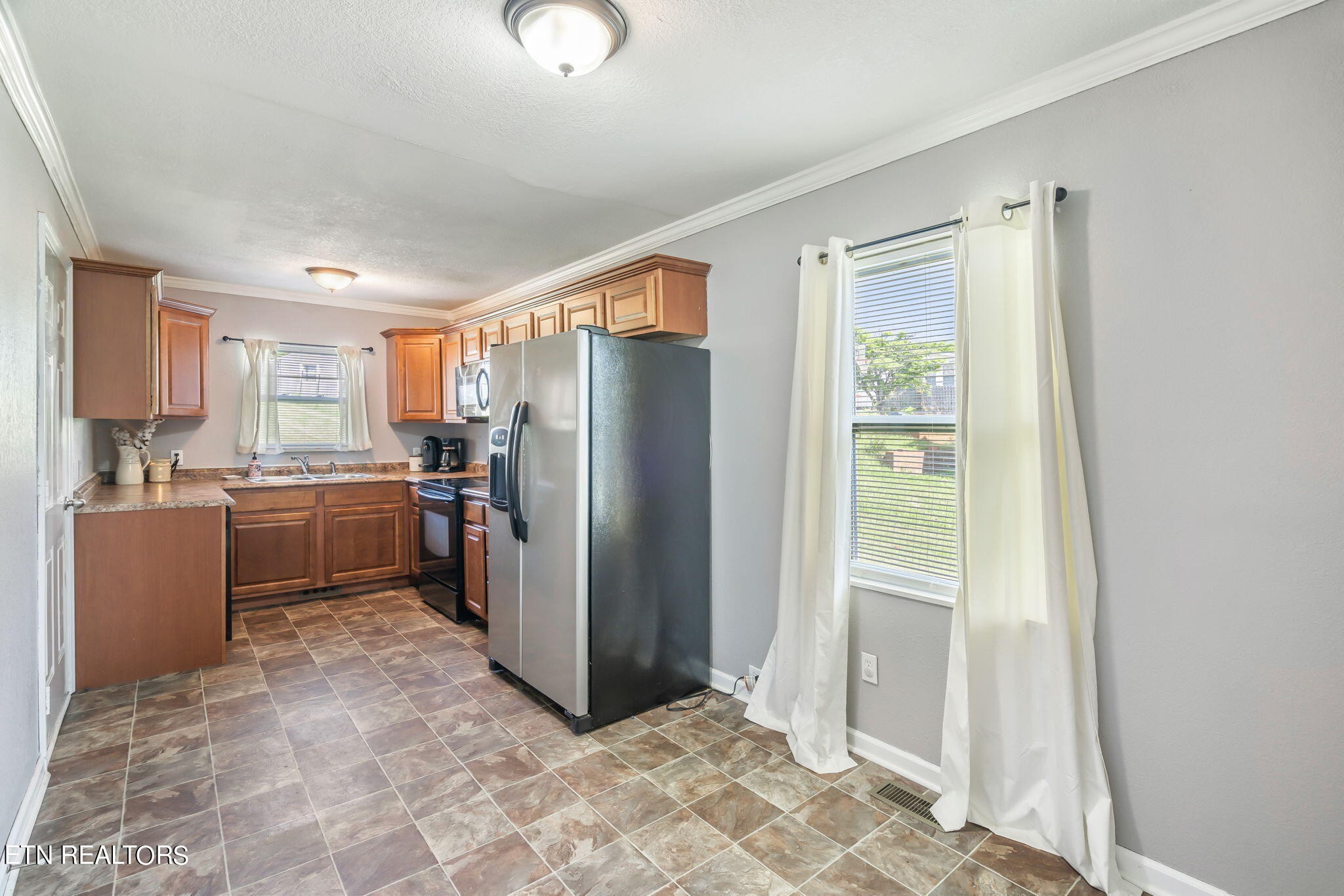 706 Ferry Street Loudon, TN 37774 - Photo 11 of 29 Gallery Image 11