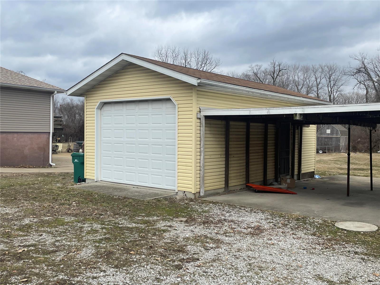 648 Thorngate Road Granite City, IL 62040 - Photo 10 of 10 Gallery Image 10