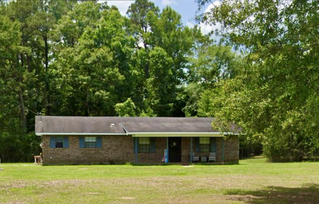 553 Montgomery Road Southwest Bogue Chitto, MS 39629 - Photo 1 of 5 Main View