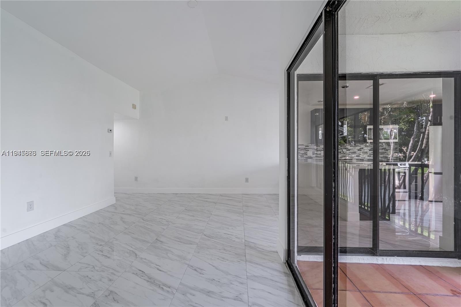 1031 Adams Avenue, Unit 1031I Homestead, FL 33034 - Photo 8 of 33