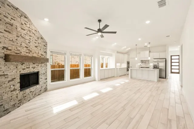 $466,580 | 920 Split Oak Lane, Anna, TX 75409