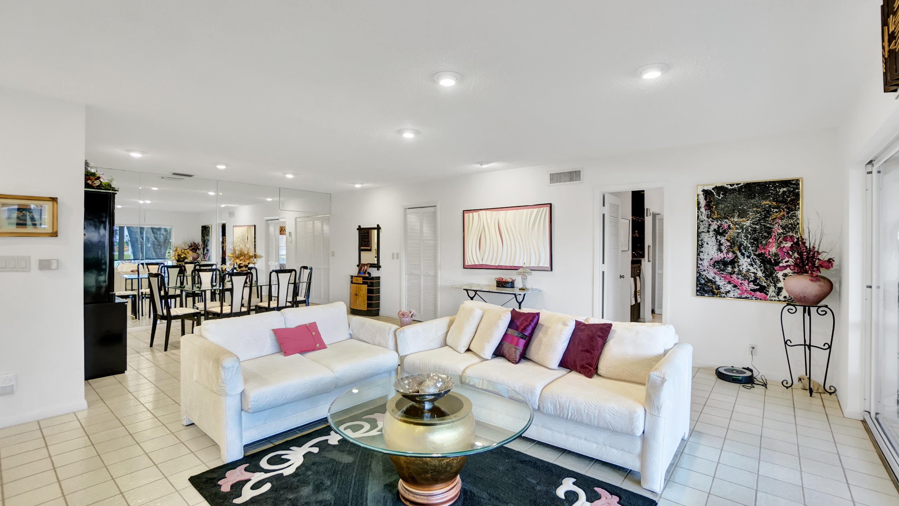6109 Old Court Road, Unit 137 Boca Raton, FL 33433 - Photo 8 of 25 Living Room