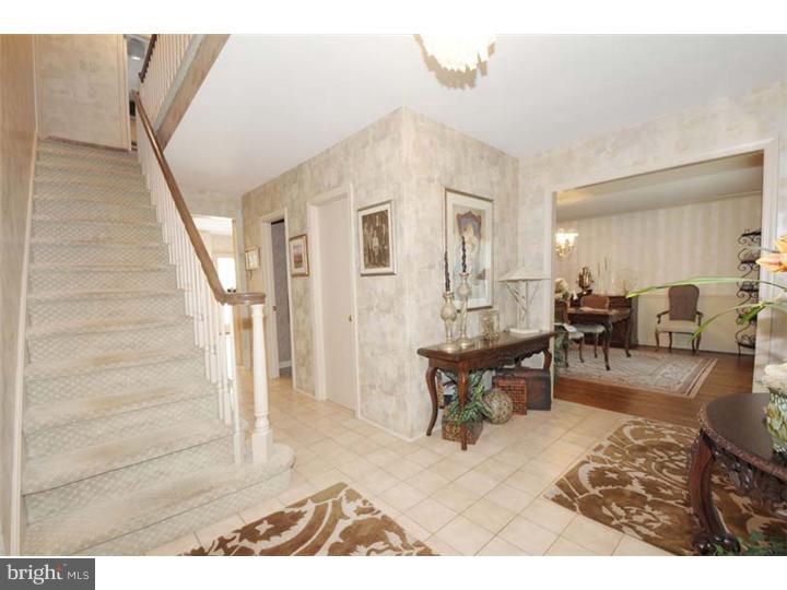 510 Fairview Road Penn Valley, PA 19072 - Photo 2 of 16 Hallway
