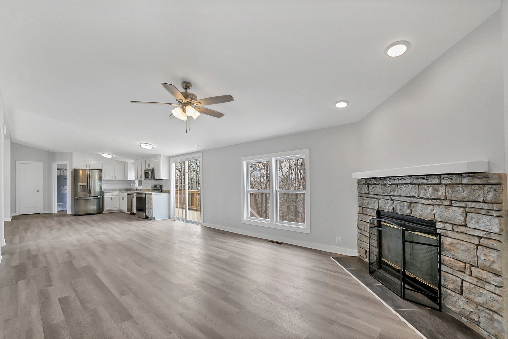 1070 Ben Collier Road Charlotte, TN 37036 - Photo 11 of 35 Gallery Image 11