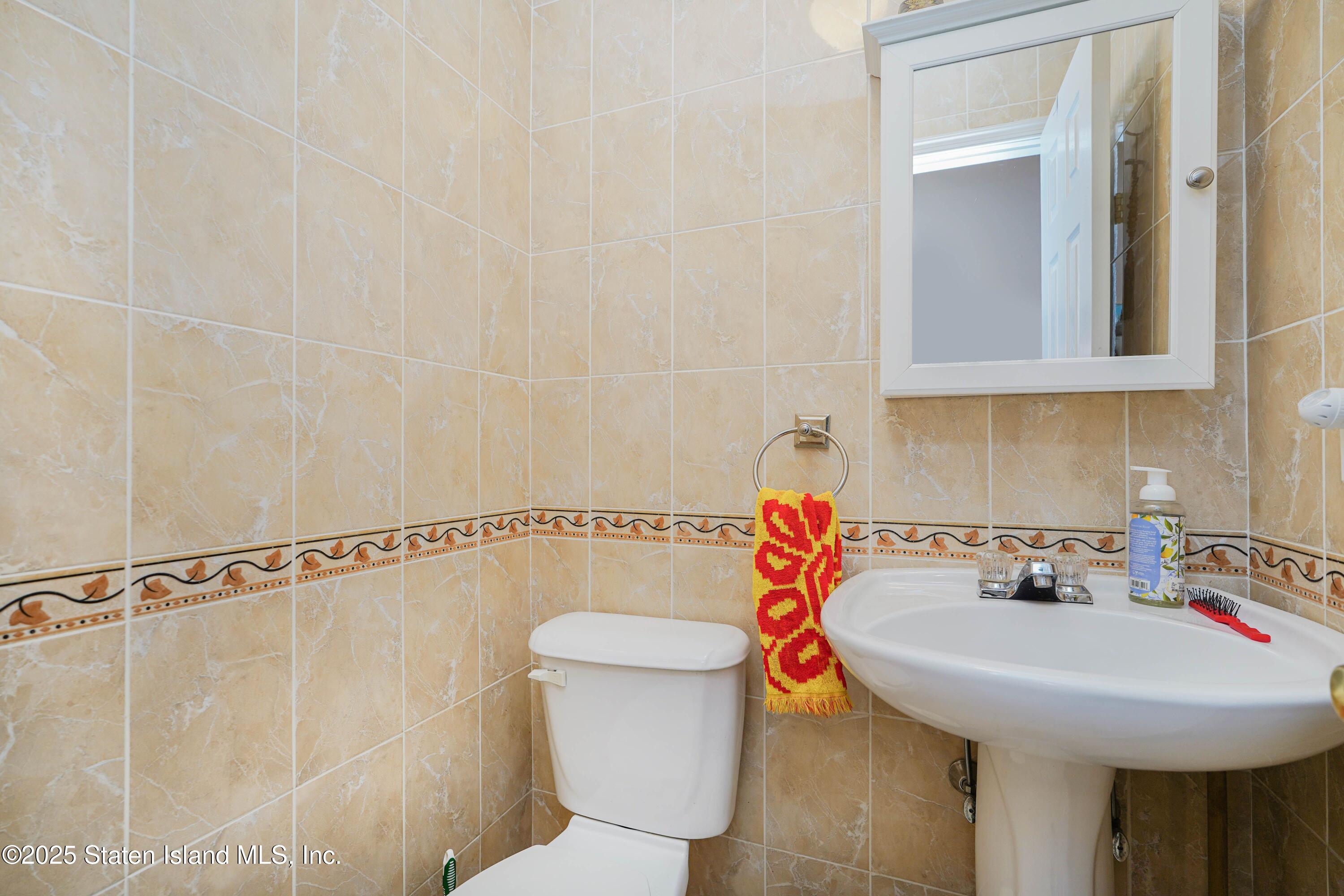 12 Mill Road, Unit B Staten Island, NY 10306 - Photo 12 of 31 IMG_9727