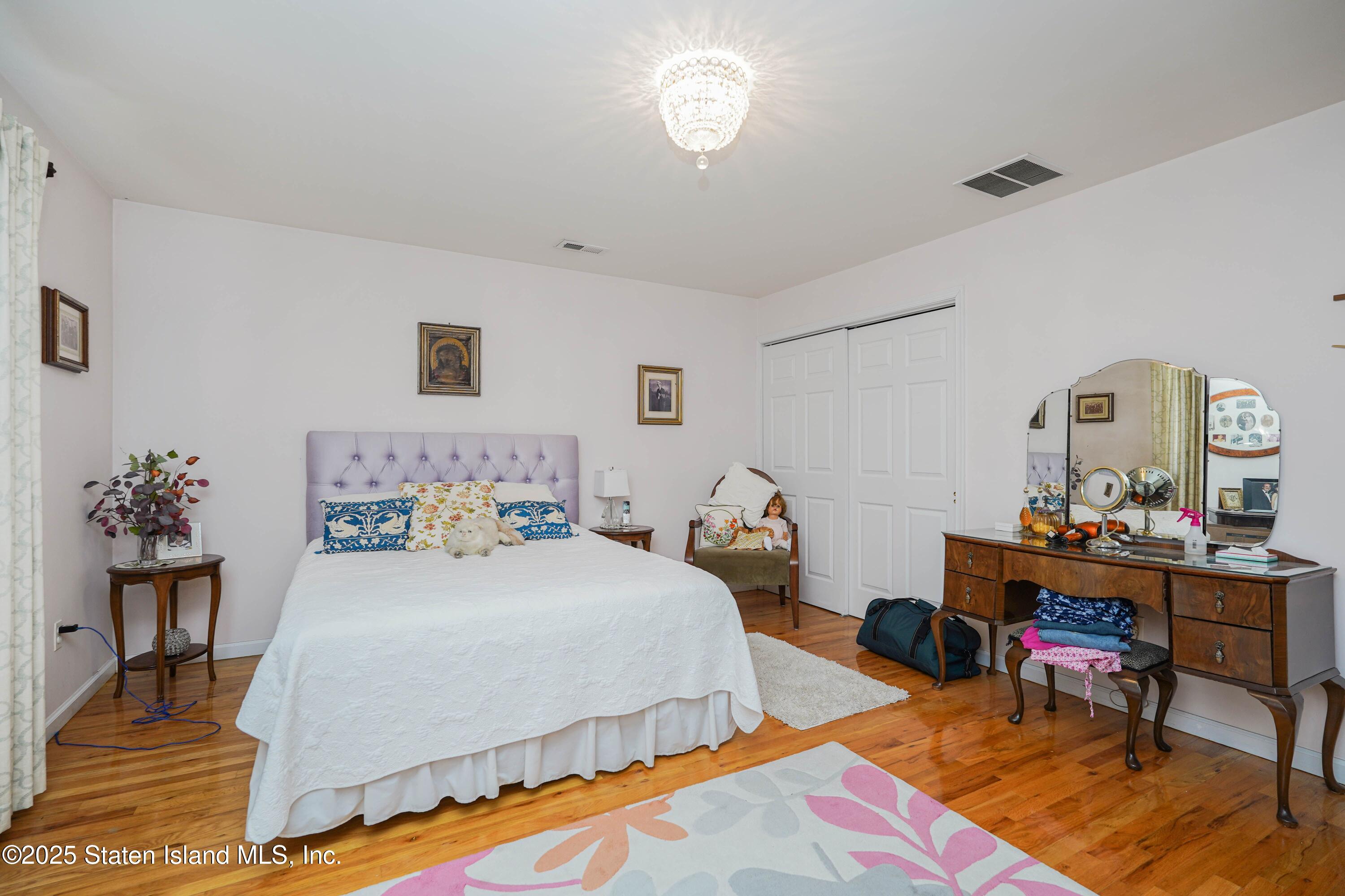 12 Mill Road, Unit B Staten Island, NY 10306 - Photo 17 of 31 IMG_9709