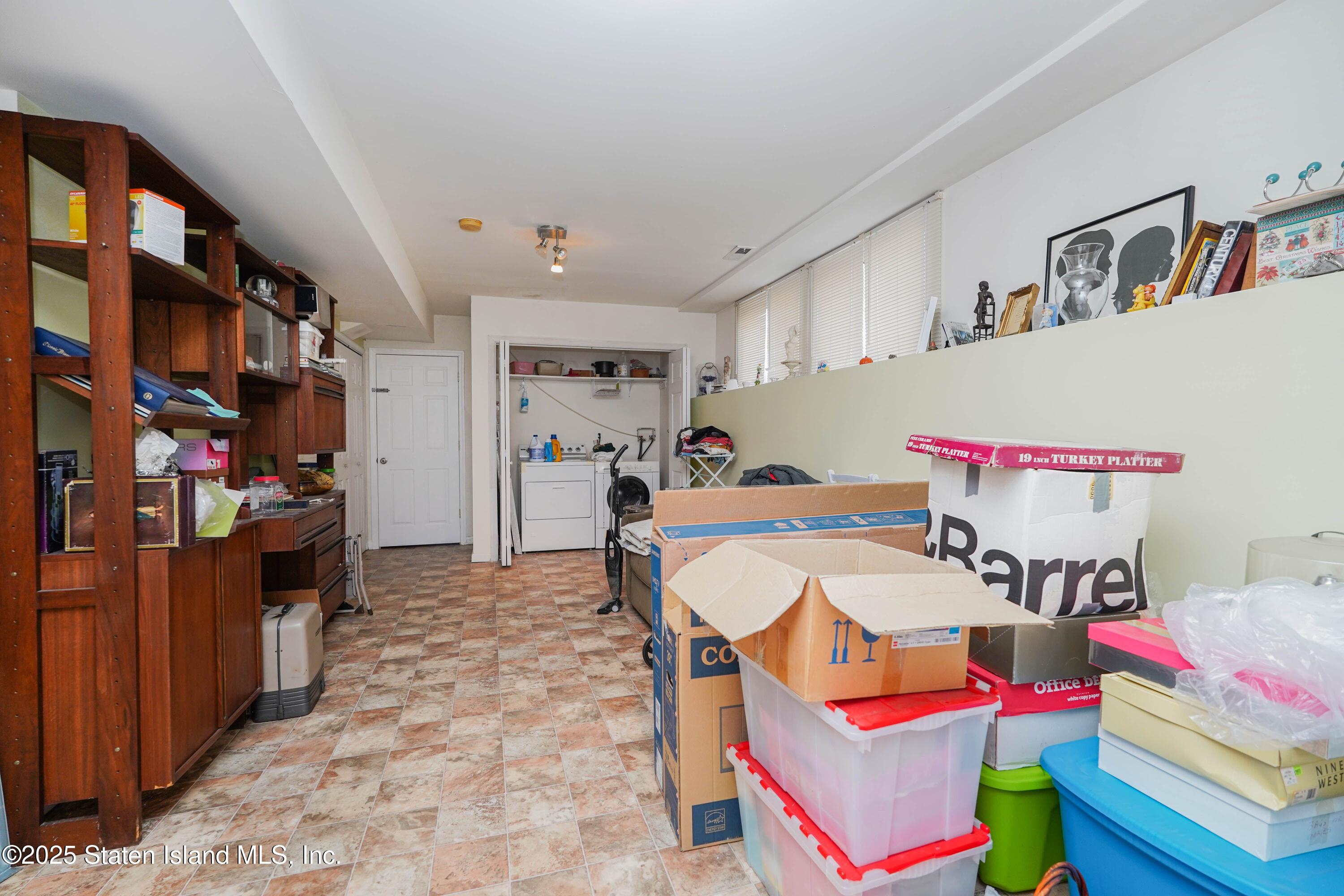 12 Mill Road, Unit B Staten Island, NY 10306 - Photo 26 of 31 IMG_9716