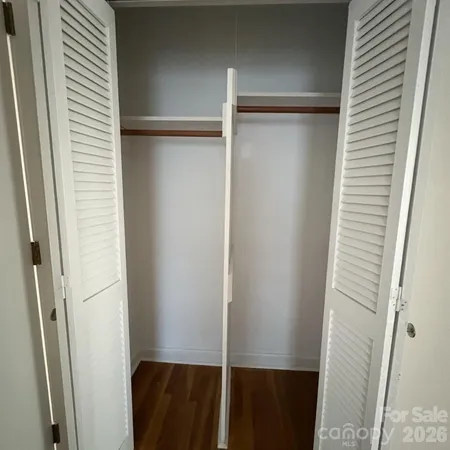 $455,900 | 607 12th Avenue Northeast, Hickory, NC 28601