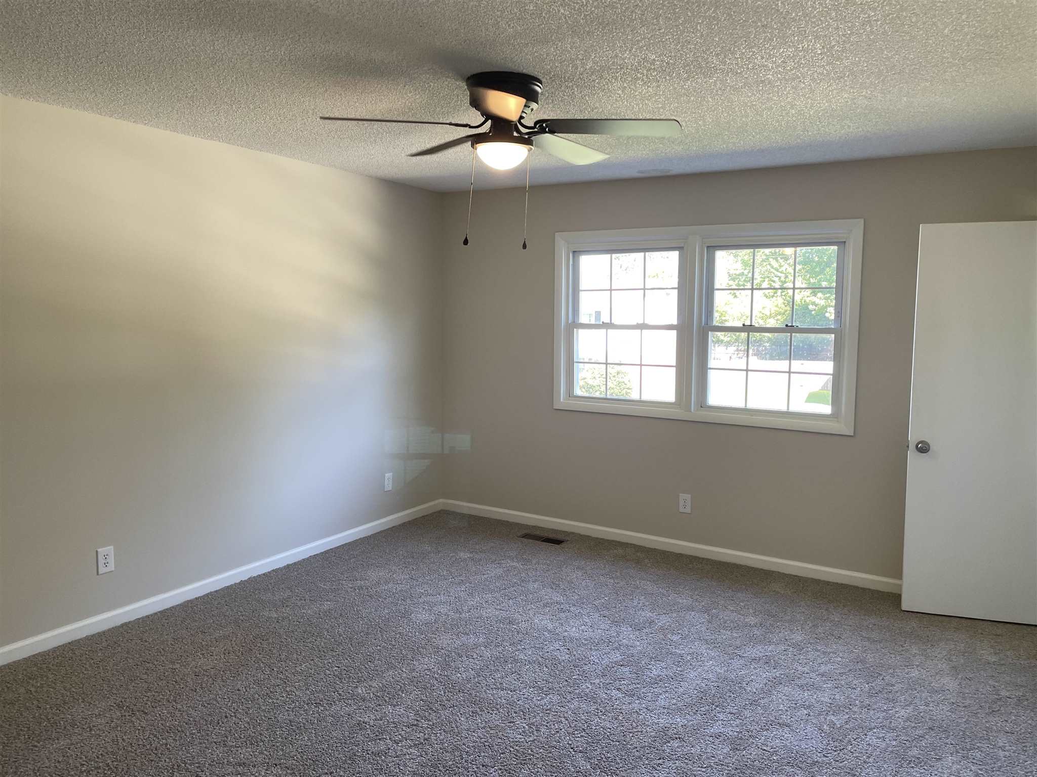 7799 Ridgemont Drive Newburgh, IN 47630 - Photo 19 of 28 Gallery Image 19