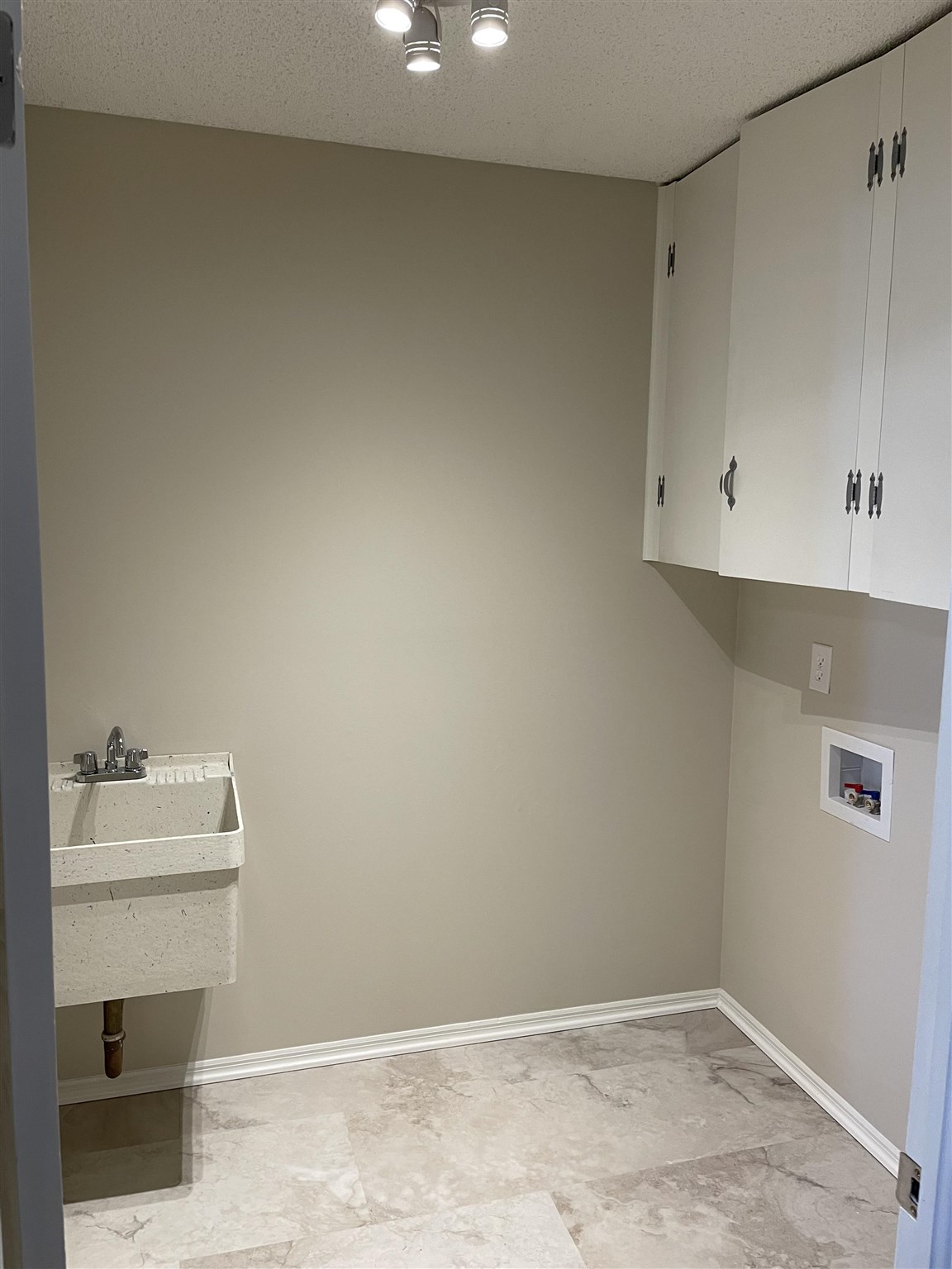 7799 Ridgemont Drive Newburgh, IN 47630 - Photo 26 of 28 Gallery Image 26