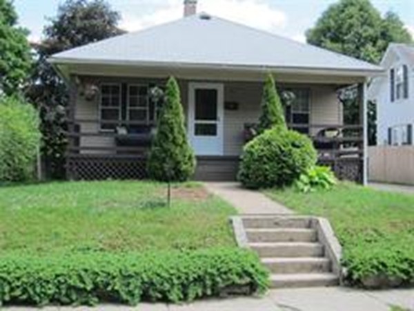 31 Woodland Road Bellingham, MA 02019 - Photo 1 of 22 Gallery Image 1