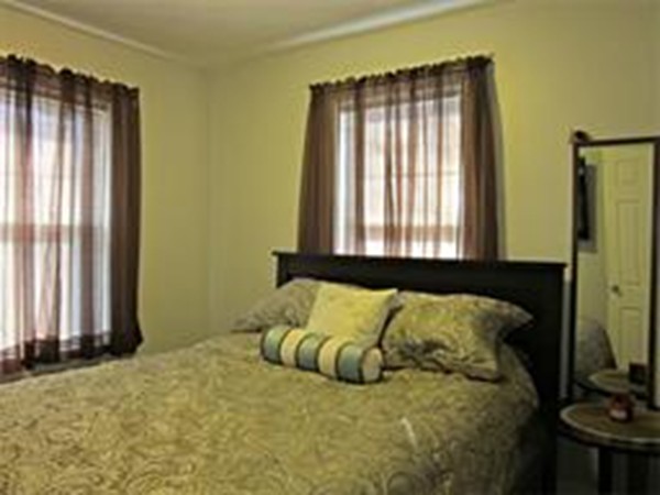 31 Woodland Road Bellingham, MA 02019 - Photo 18 of 22 Gallery Image 18