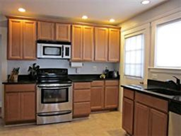 31 Woodland Road Bellingham, MA 02019 - Photo 5 of 22 Gallery Image 5