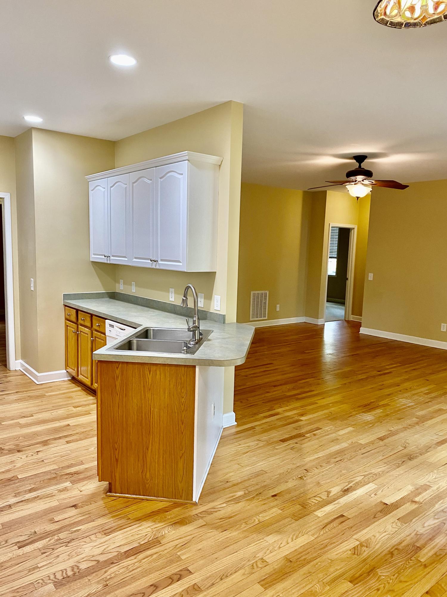 602 Garden Road Aberdeen, NC 28315 - Photo 6 of 16 IMG_2805