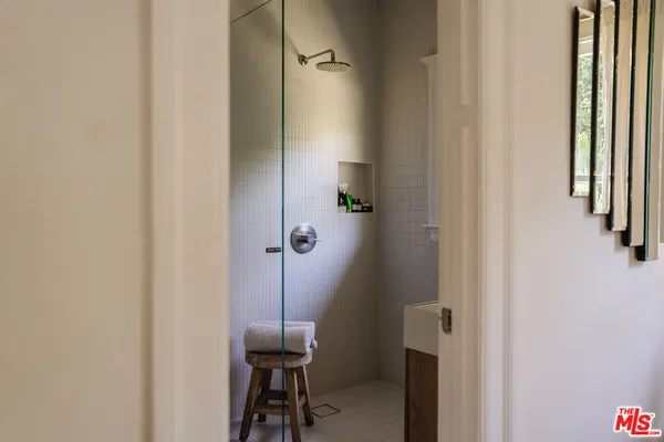 $12,000 | 1163 Nelrose Avenue, Venice, CA 90291