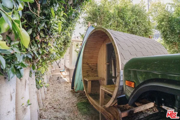 $12,000 | 1163 Nelrose Avenue, Venice, CA 90291