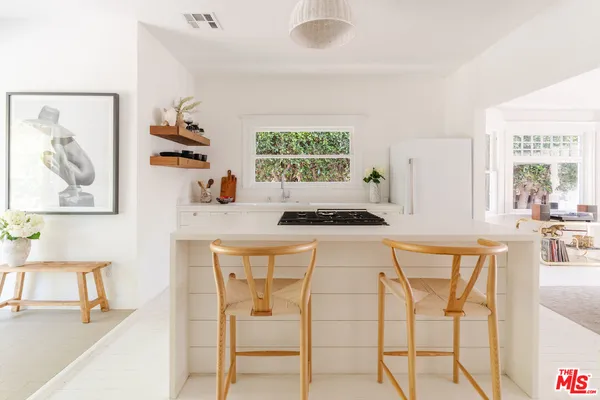 $12,000 | 1163 Nelrose Avenue, Venice, CA 90291