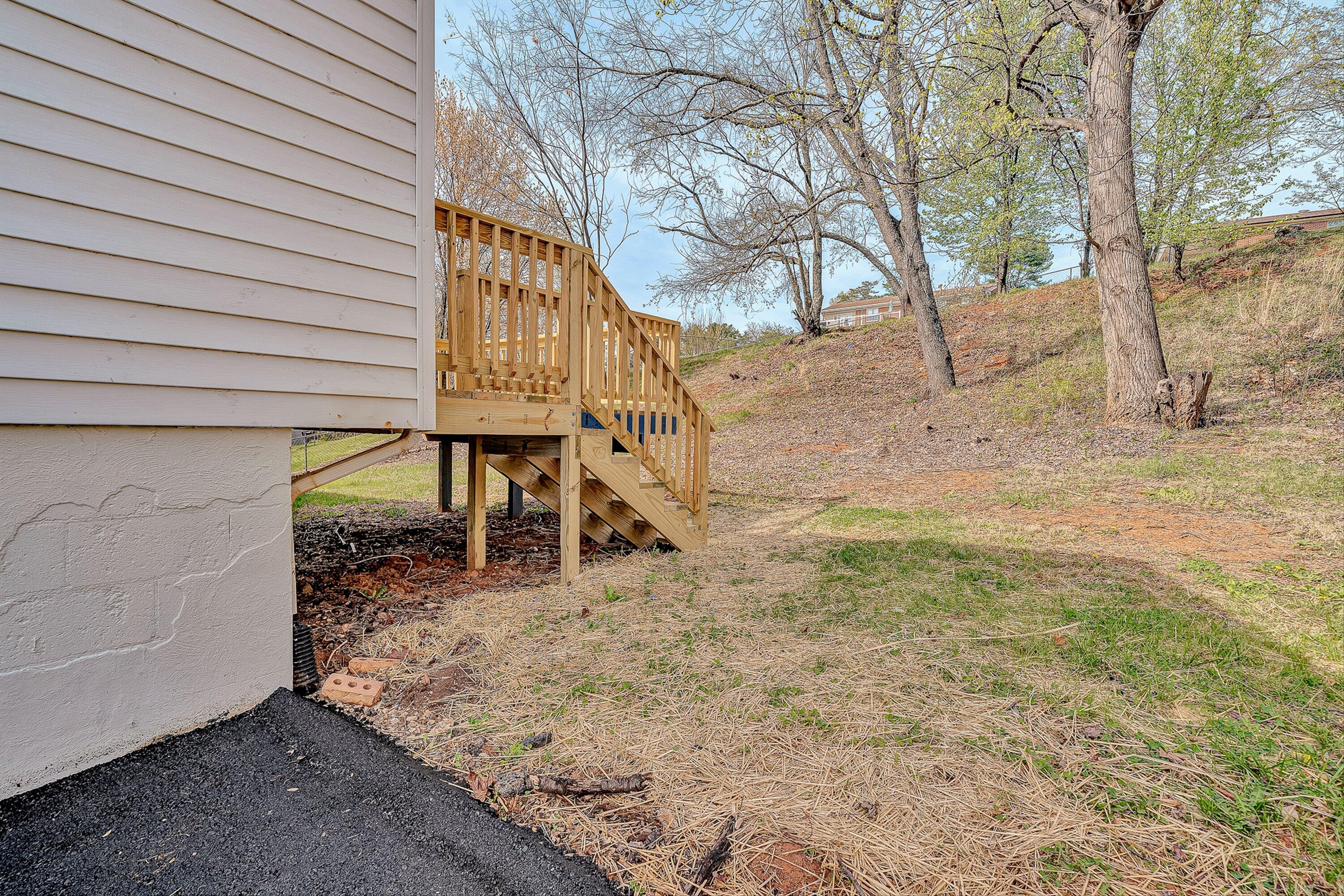 736 Ramada Road Vinton, VA 24179 - Photo 31 of 37 31-VM-09519