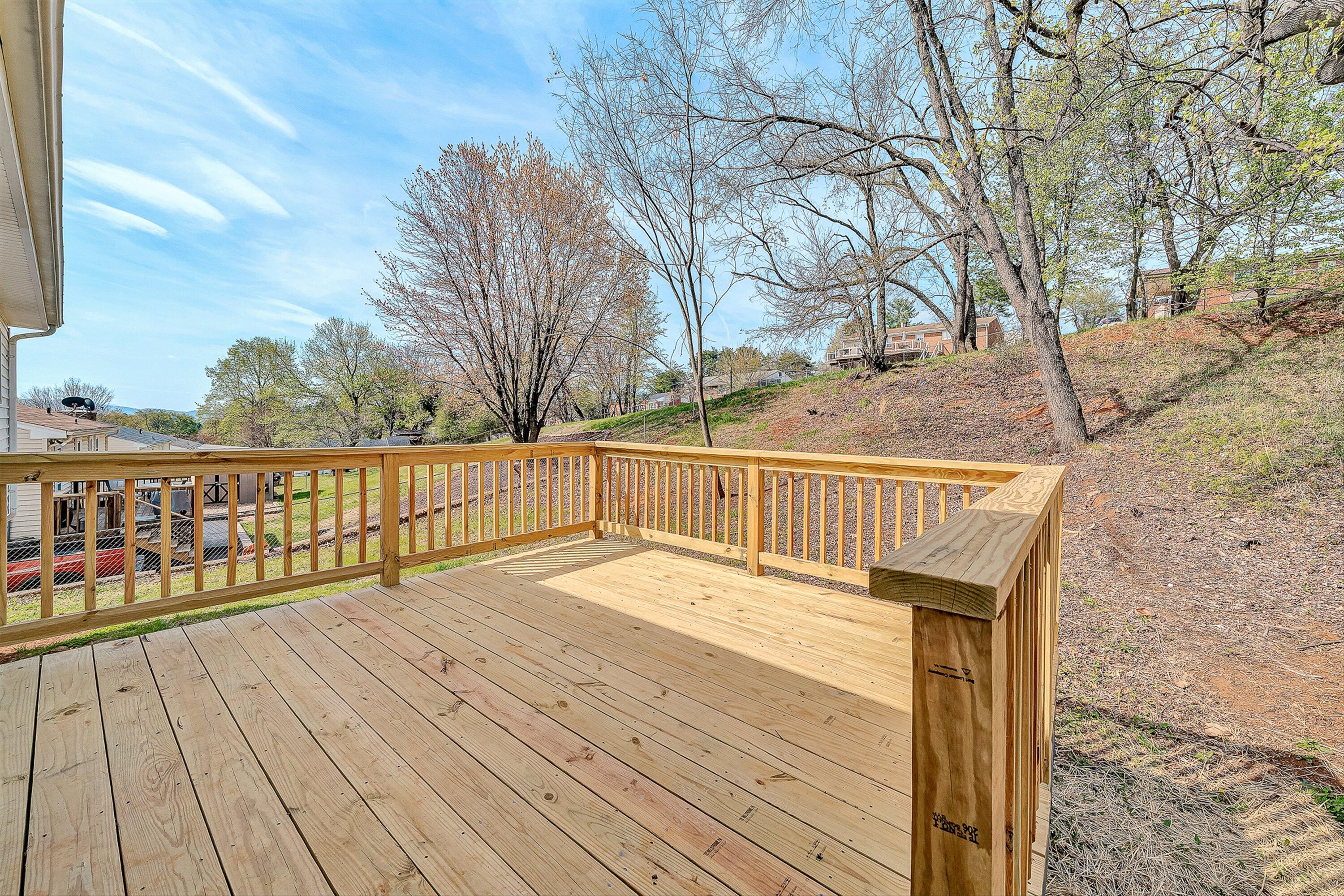 736 Ramada Road Vinton, VA 24179 - Photo 32 of 37 a view of balcony with wooden floor and fence
