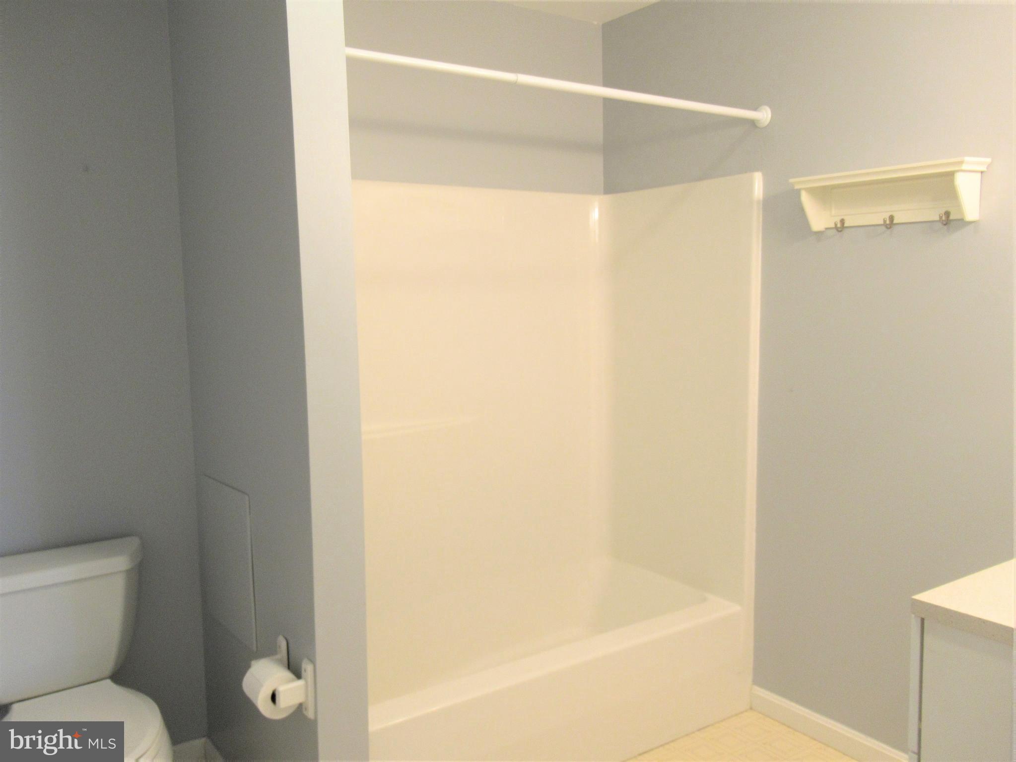 714 Hurricane Road Ocean City, MD 21842 - Photo 29 of 43 Guest Bathroom
