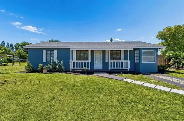 $2,800 | 2309 21st Avenue West, Bradenton, FL 34205