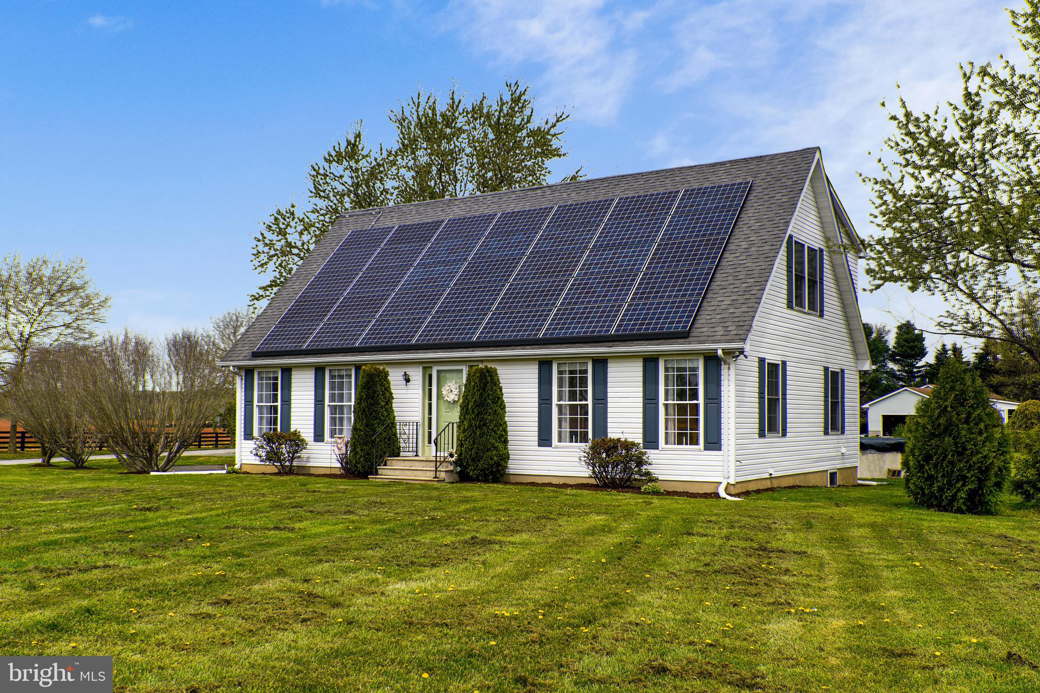 12845 Irelands Corner Road Galena, MD 21635 - Photo 3 of 54 Up to date Solar panel system. Great on utilities!