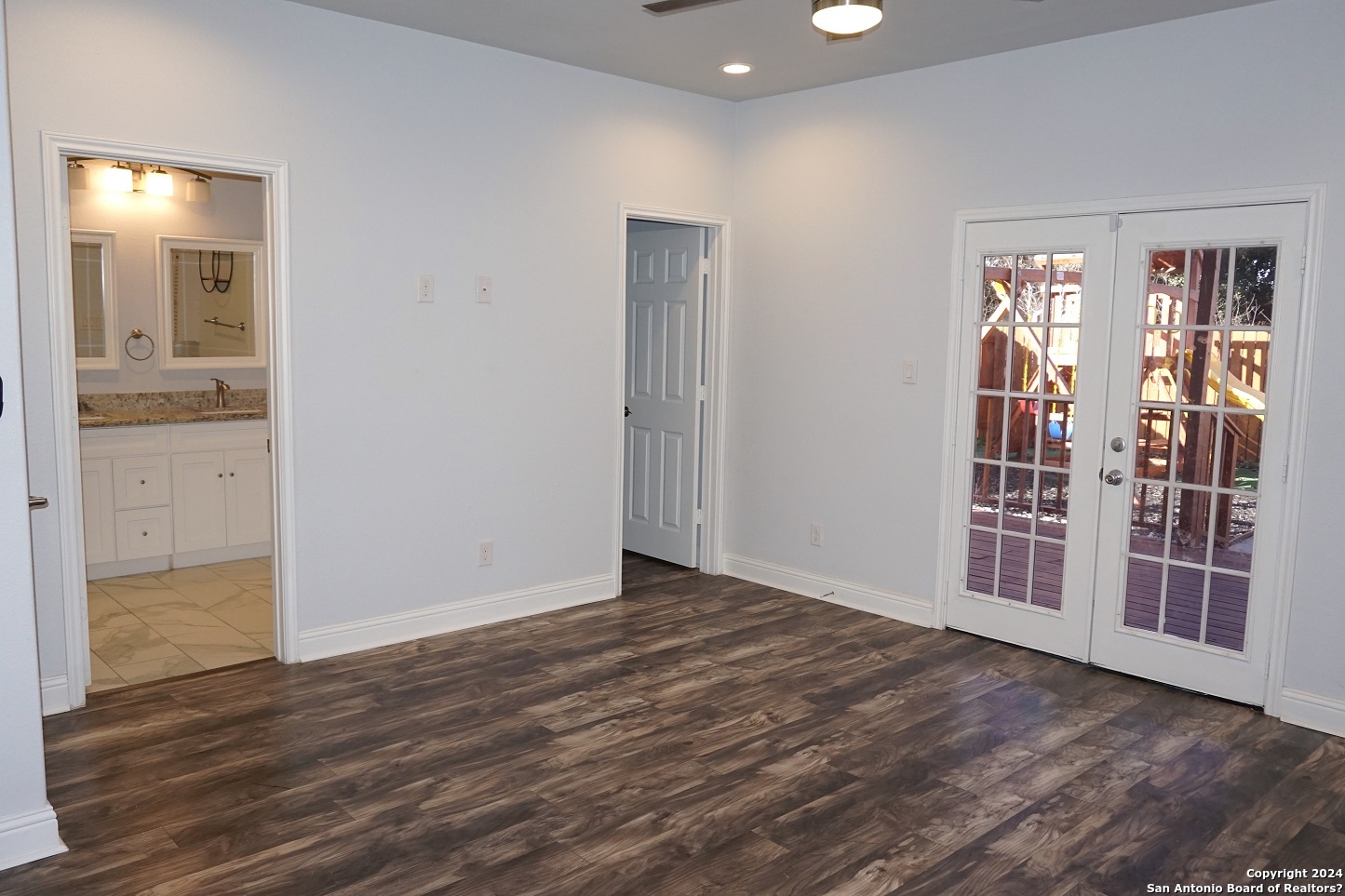 1415 Semlinger Road San Antonio, TX 78220 - Photo 12 of 27