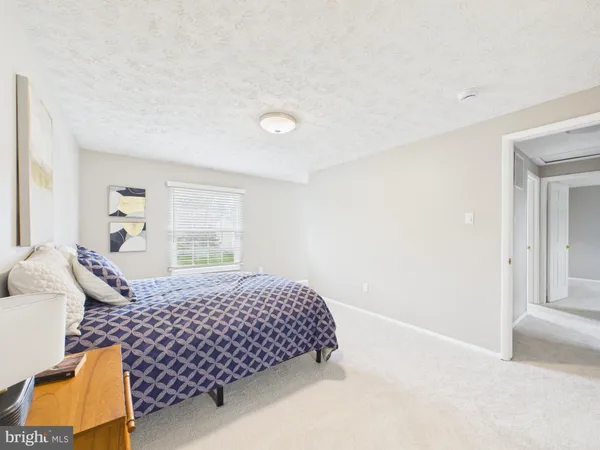 $700,000 | 4515 Silas Hutchinson Drive, Chantilly, VA 20151