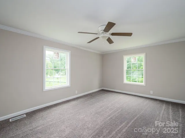 a view of empty room with window