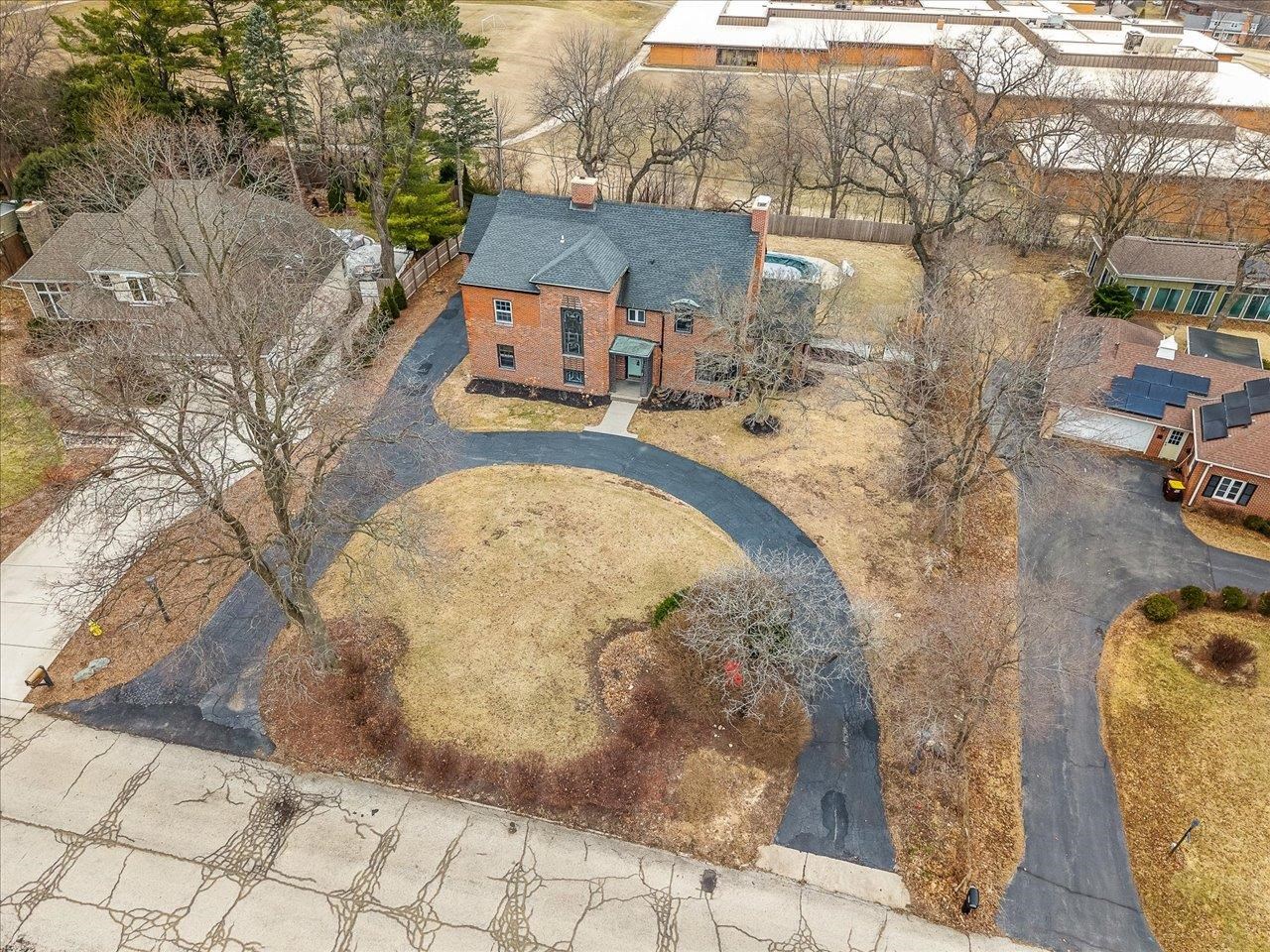 2014 Glenview Road Rockford, IL 61107 - Photo 72 of 82