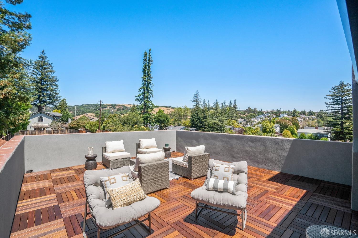 4919 Proctor Road Castro Valley, CA 94546 - Photo 7 of 9