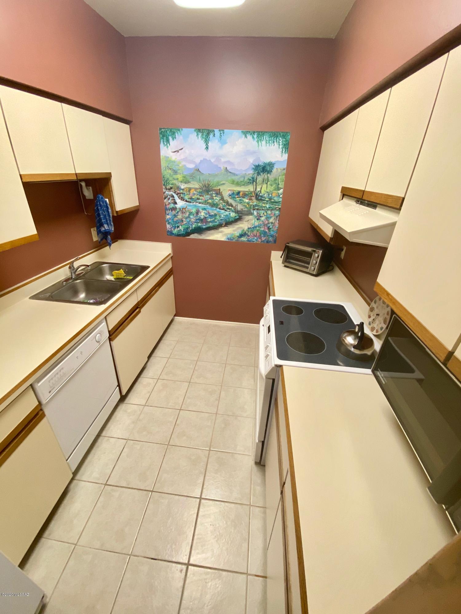 5500 North Valley View Road, Unit 211 Tucson, AZ 85718 - Photo 14 of 24
