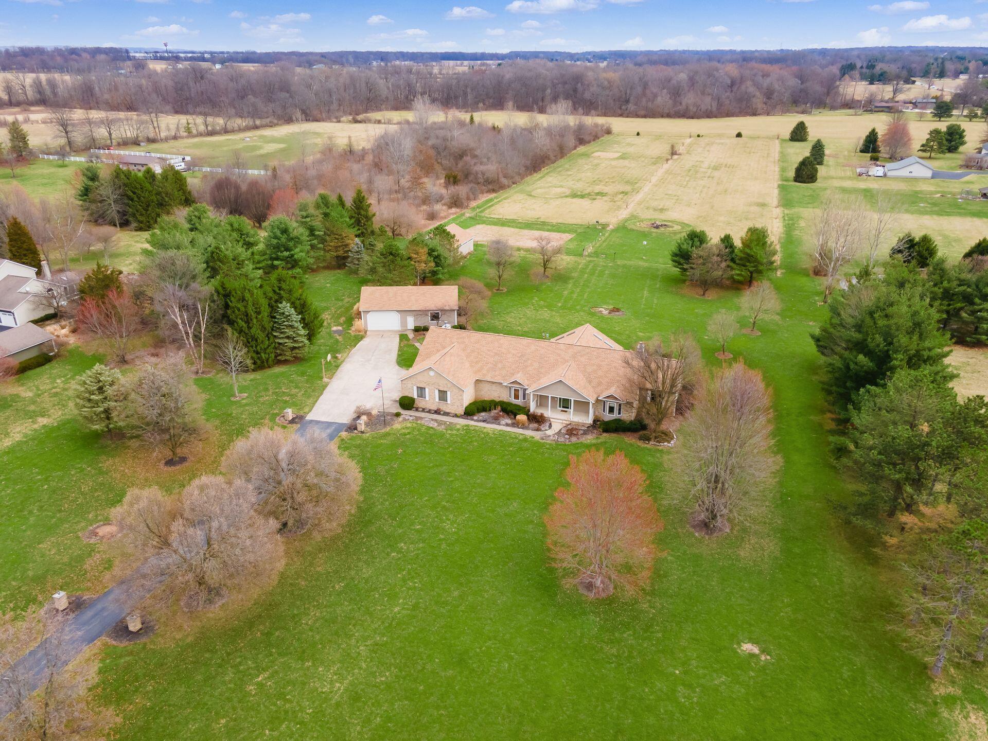 13570 Toll Gate Road Pickerington, OH 43147 - Photo 71 of 80 084_13570 Toll Gate Drone 004