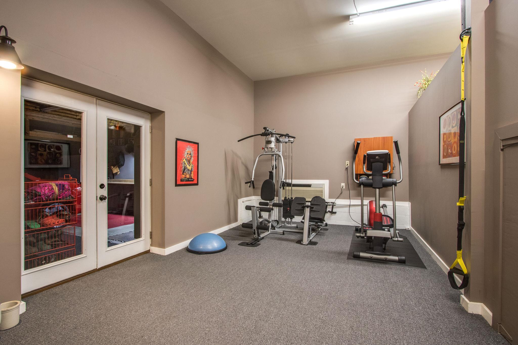 1922 Arlington Road Lebanon, TN 37087 - Photo 13 of 30 a view of a room with gym equipment