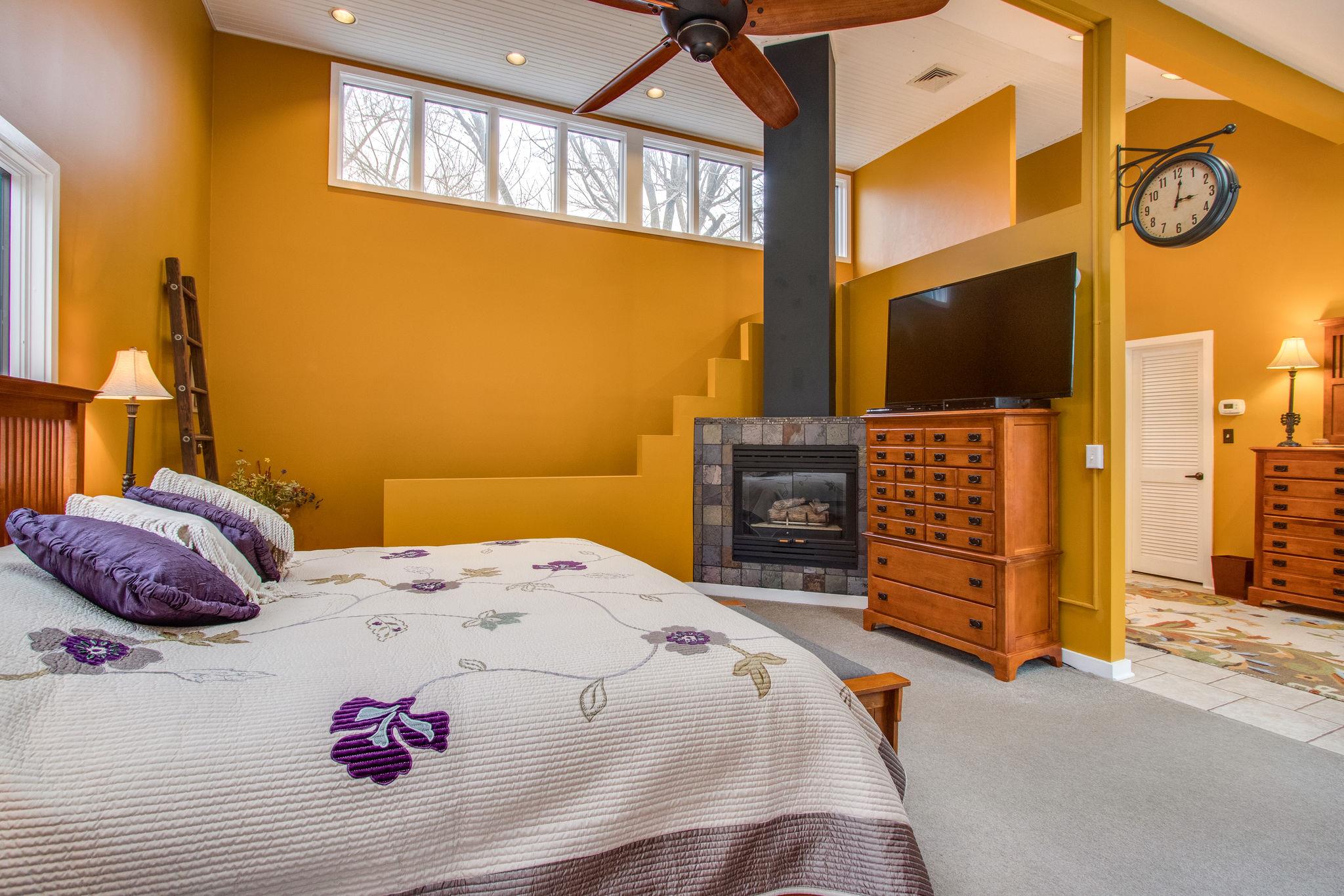 1922 Arlington Road Lebanon, TN 37087 - Photo 21 of 30 a bedroom with a bed and flat screen tv