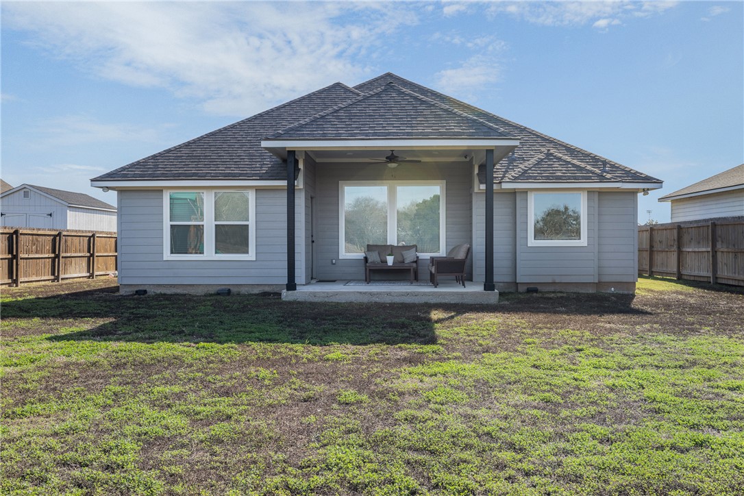 221 Brazos Bend Snook, TX 77879 - Photo 17 of 22