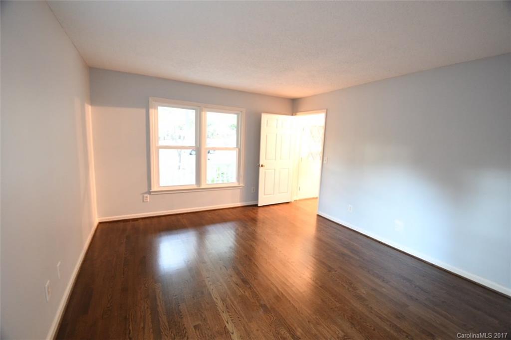 10959 Painted Tree Road, Unit 17 Charlotte, NC 28226 - Photo 12 of 24 Gallery Image 12