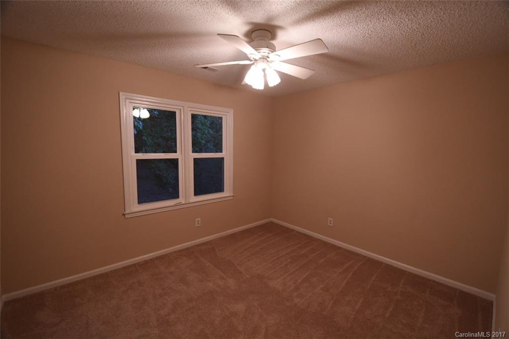 10959 Painted Tree Road, Unit 17 Charlotte, NC 28226 - Photo 18 of 24 Gallery Image 18