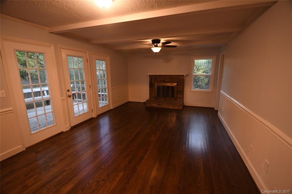 10959 Painted Tree Road, Unit 17 Charlotte, NC 28226 - Photo 9 of 24 Gallery Image 9